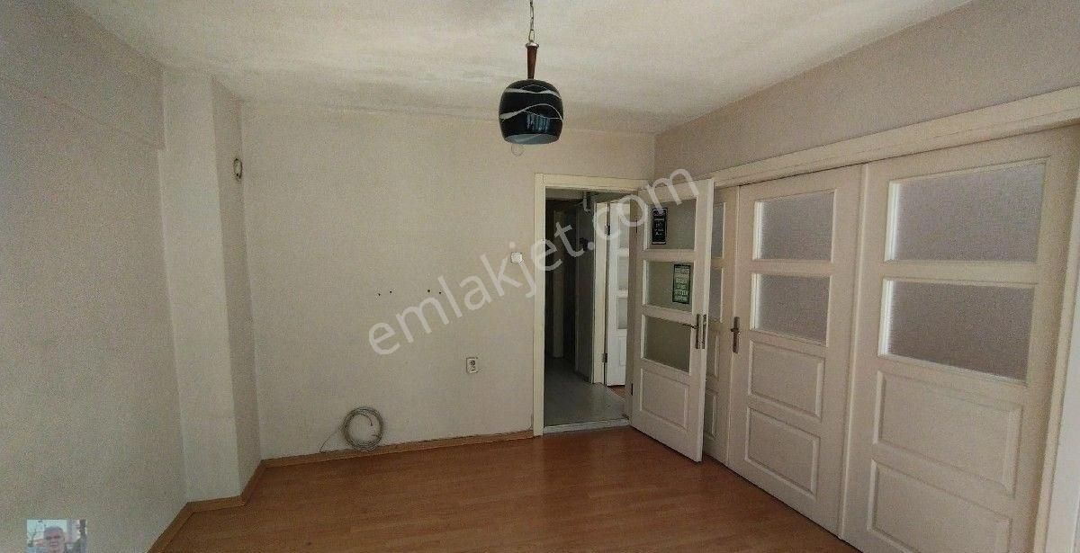 Hoca Hasanda Şehrin Merkezinde Kombili Balkonlu Ara Kar 3+1satılık Bakımlı Daire - Görsel 3