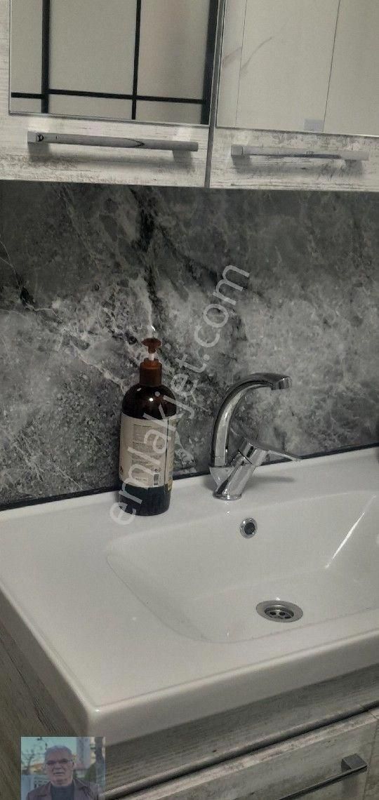 Kombili Balkonlu Merkez 'de Ara Kat Satılık Daire - Görsel 9