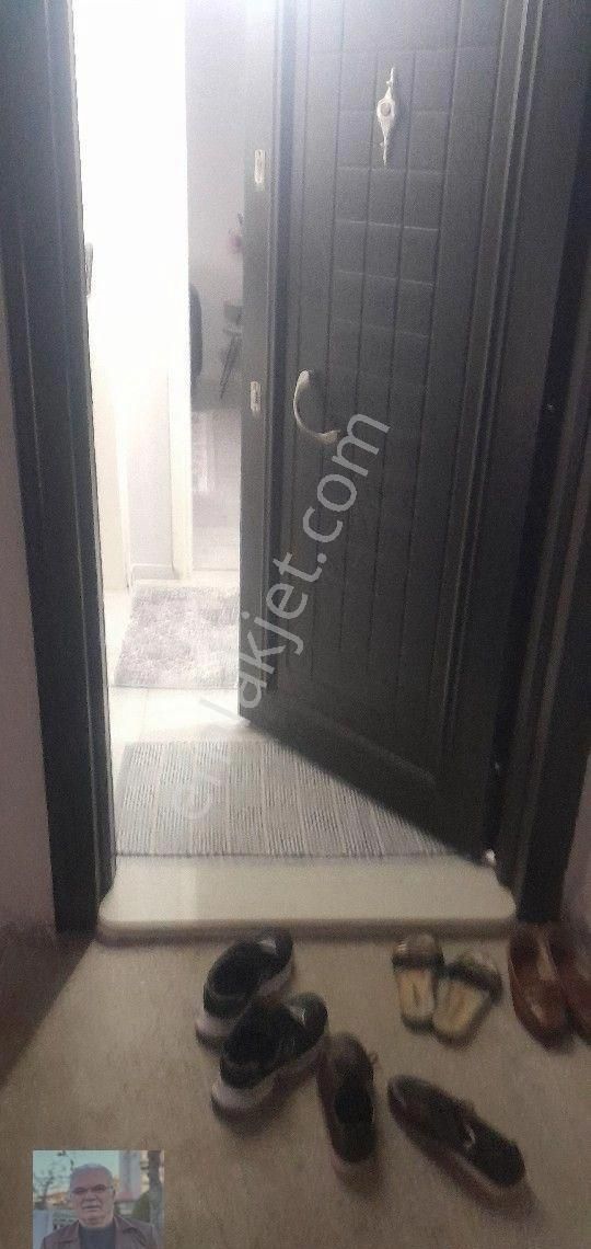 Kombili Balkonlu Merkez 'de Ara Kat Satılık Daire - Görsel 17