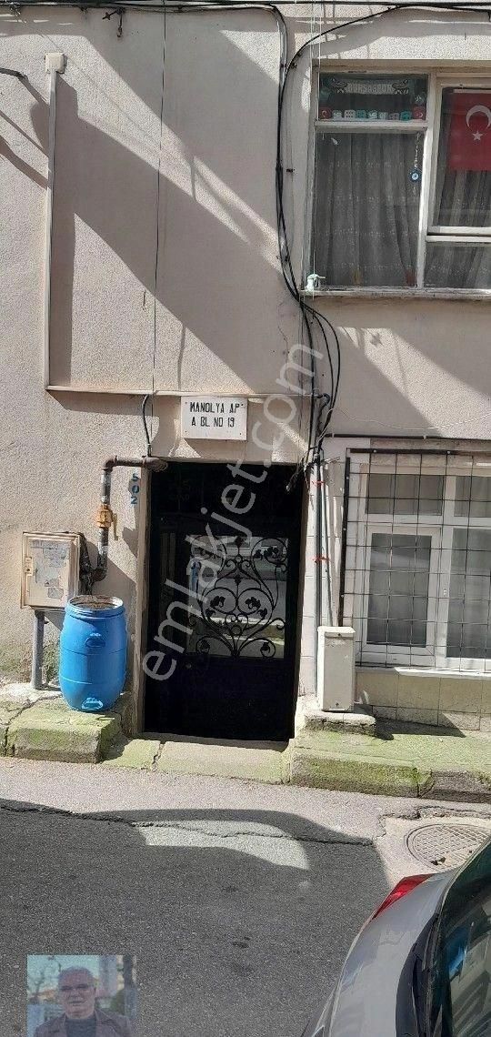 D.gaz Sobalı Ara Kat Balkonlu Şehrin Merkezinde Satılık Daire