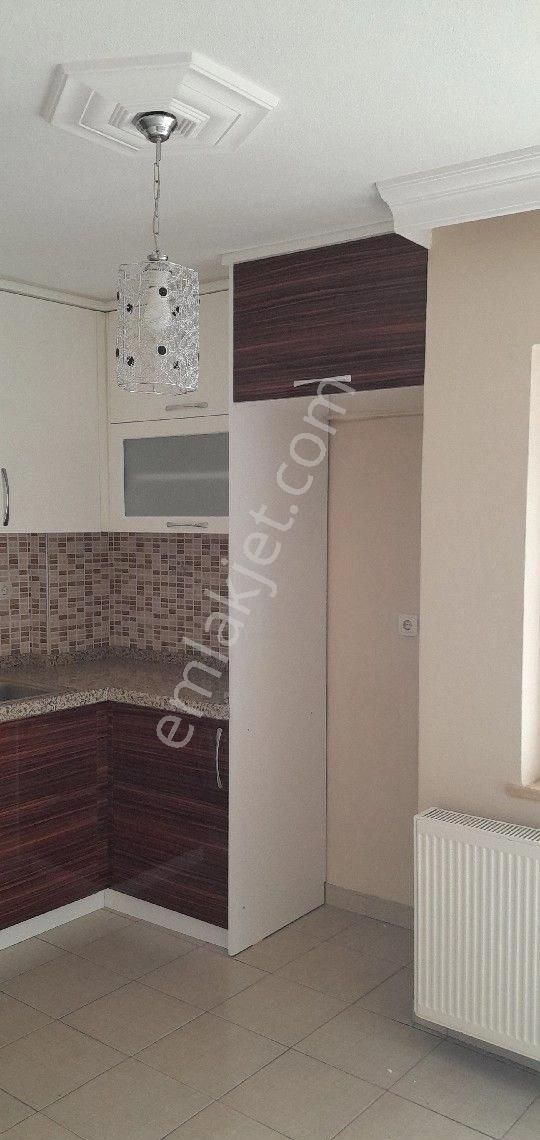 Şehrin Merkezinde 3+1 Asansörlü Kombili Balkonlu Kiralık Daire - Görsel 5