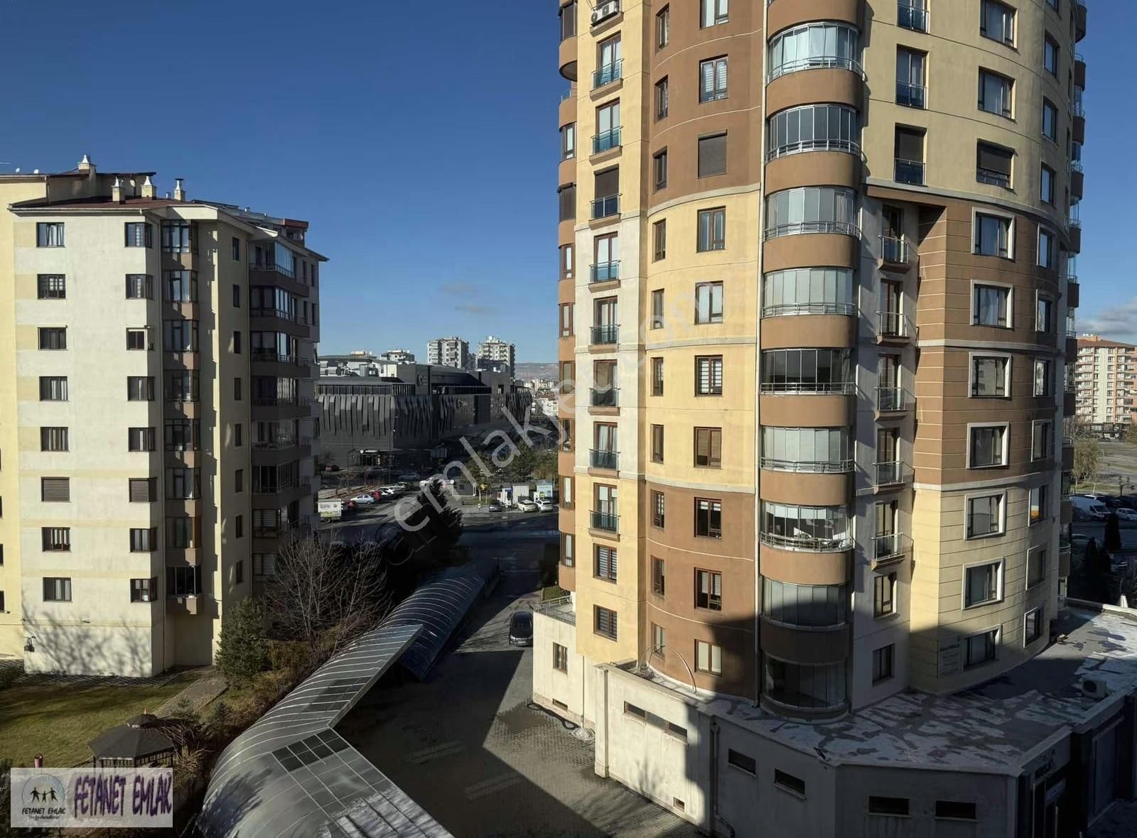 Fetanet Emlaktan Sivas Caddesinde Ara Kat Geniş Satılık Daire - Görsel 18
