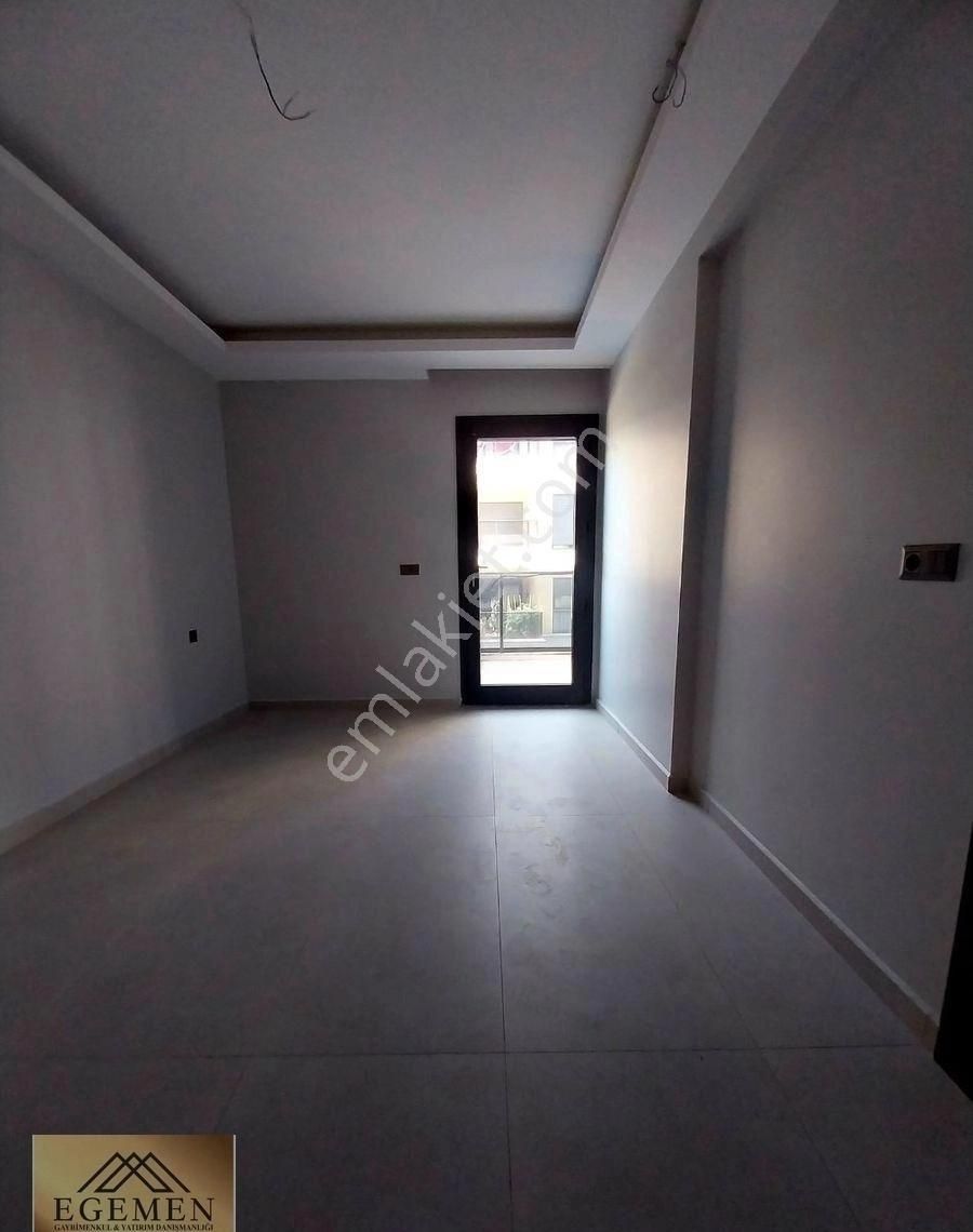 Kuşadası*ege Mh*de Havuzlu*doğalgazlı Satılık 1+1 Daire - Görsel 16