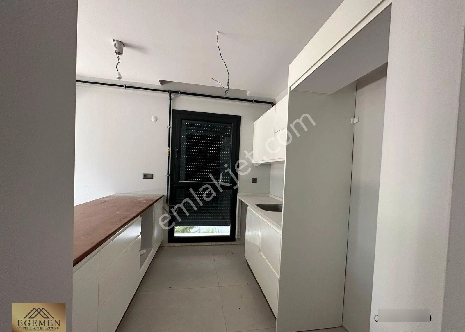 Kuşadası*ege Mh*de Havuzlu*doğalgazlı Satılık 1+1 Daire - Görsel 9