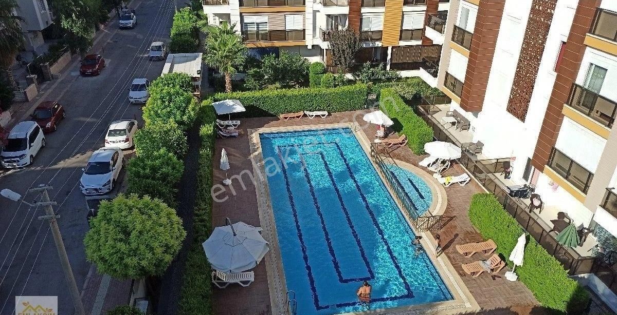 Denize Yakın Site İçinde Lüx Daire