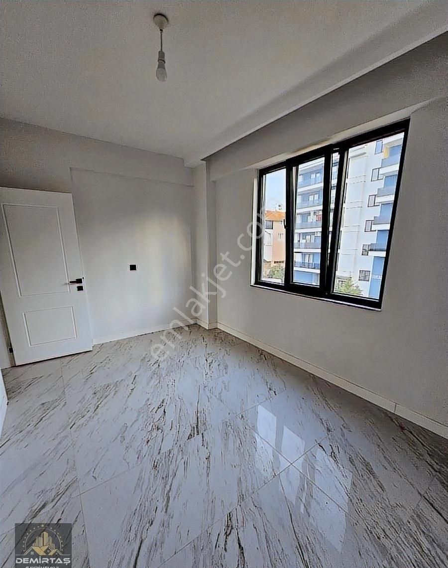 Çakmakta Kiralik Lüx Arakat Daire - Görsel 2