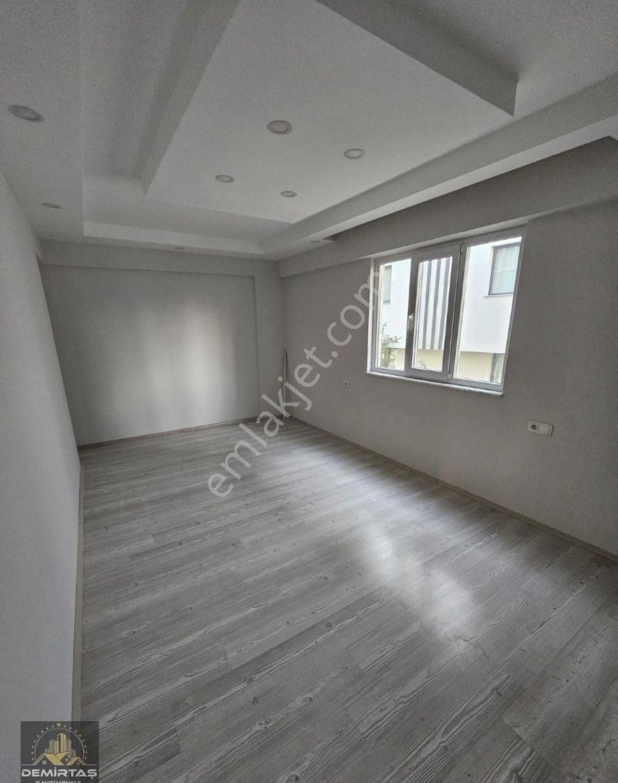 Çakmak Mah. Kiralık Arakat Daire - Görsel 11