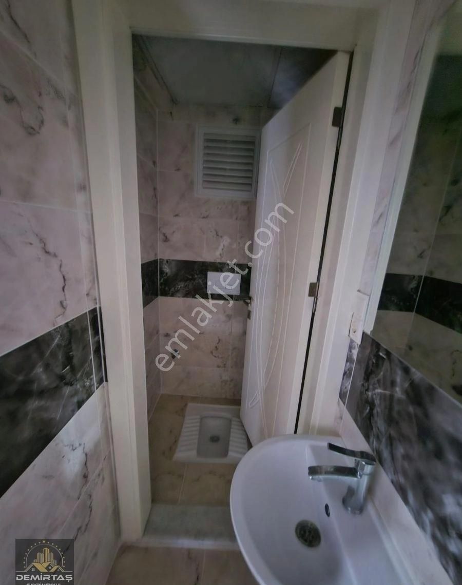 Çakmak Mah. Kiralık Arakat Daire - Görsel 8