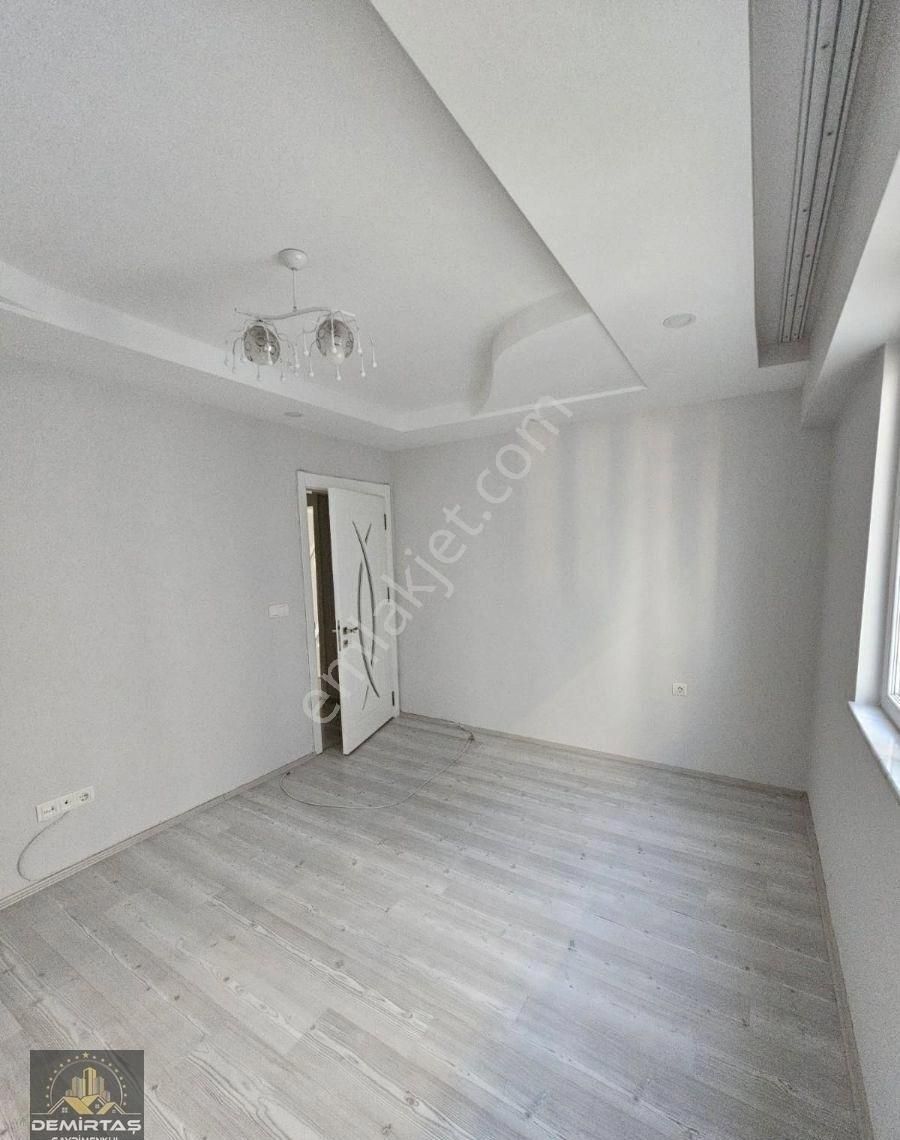 Çakmak Mah. Kiralık Arakat Daire - Görsel 9