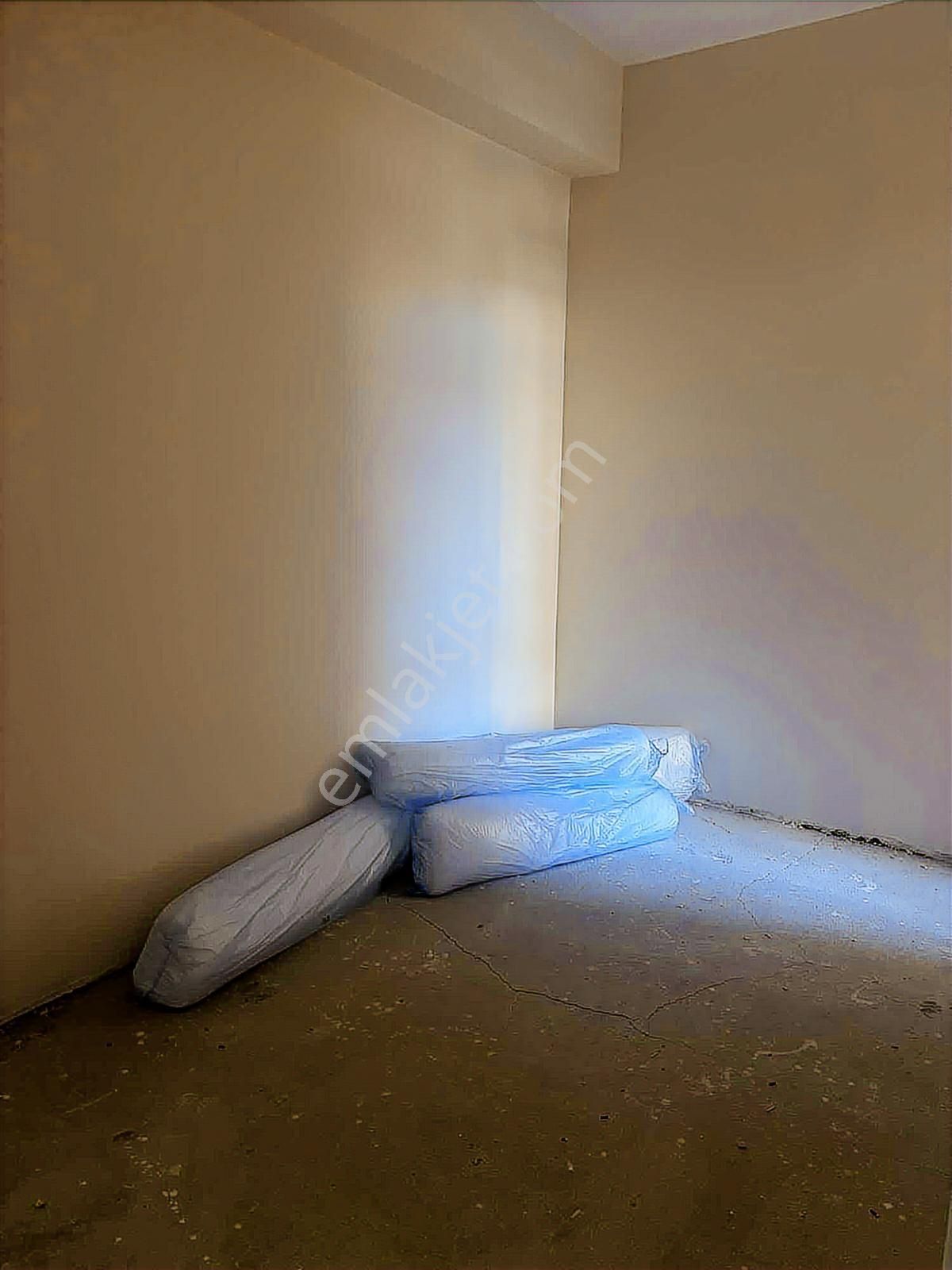 Pendik Tavşantepe Metro Yanı E5 Kenarı 1+1 Daire - Görsel 6