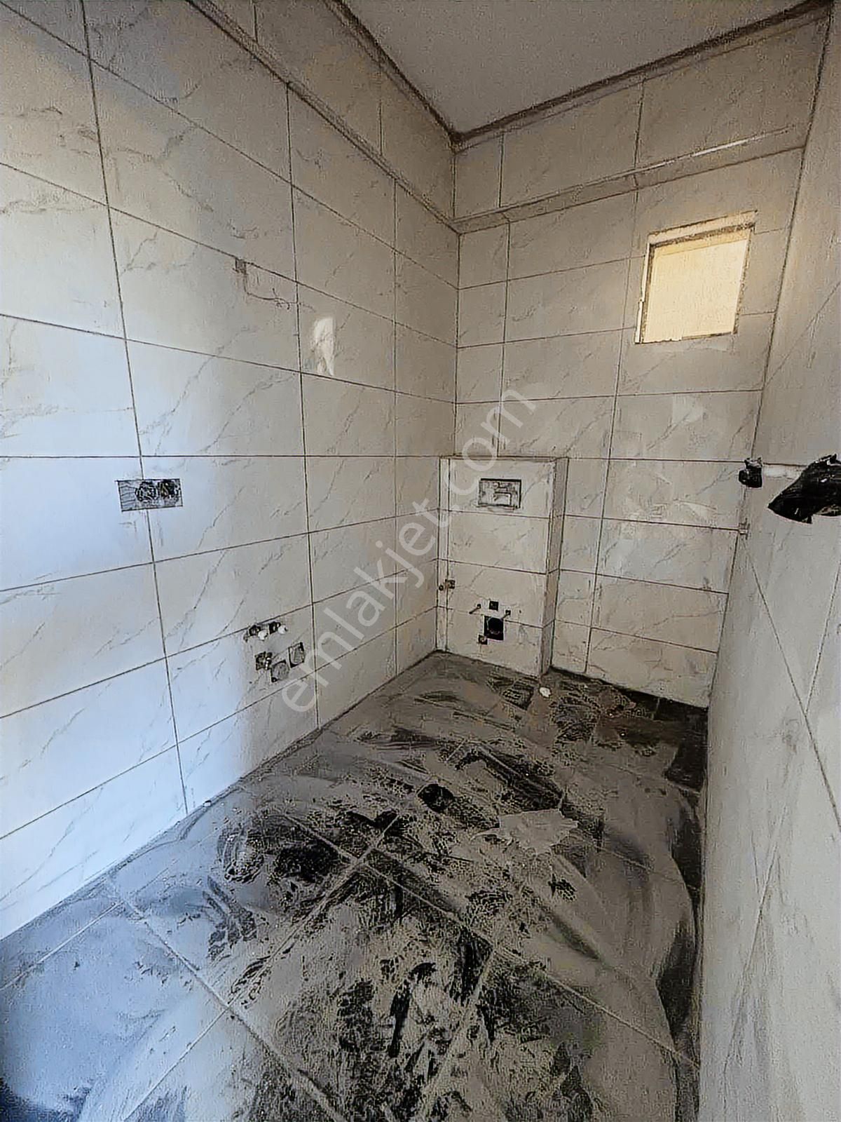 Pendik Tavşantepe Metro Yanı E5 Kenarı 1+1 Daire - Görsel 9