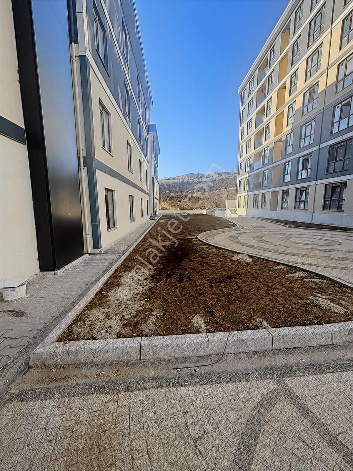 Pendik Tavşantepe Metro Yanı E5 Kenarı 1+1 Daire - Görsel 13