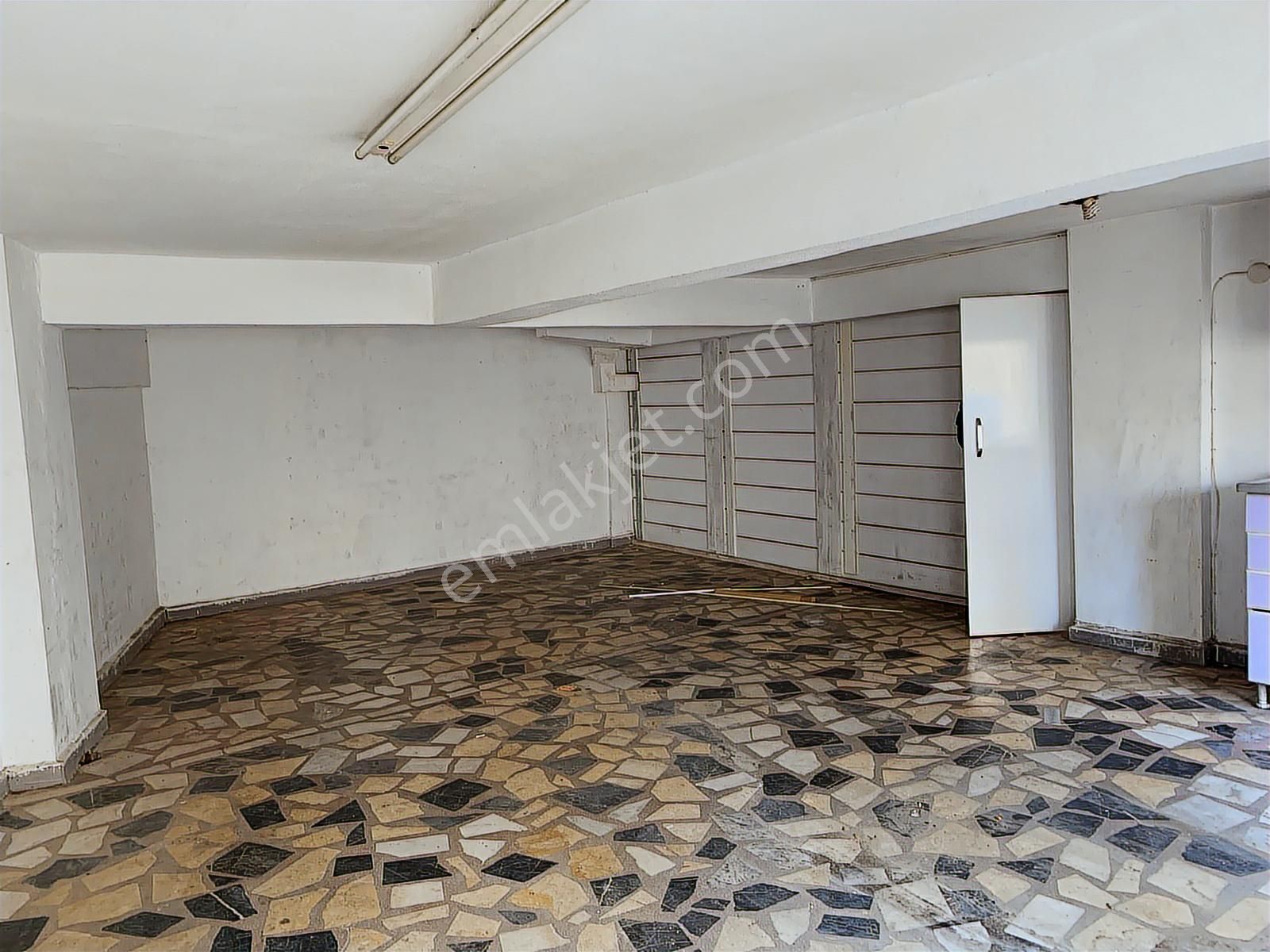 Turyap Leyla Akçınar'dan Eflak Cad. Üzeri Kiralık Mağaza - Görsel 11