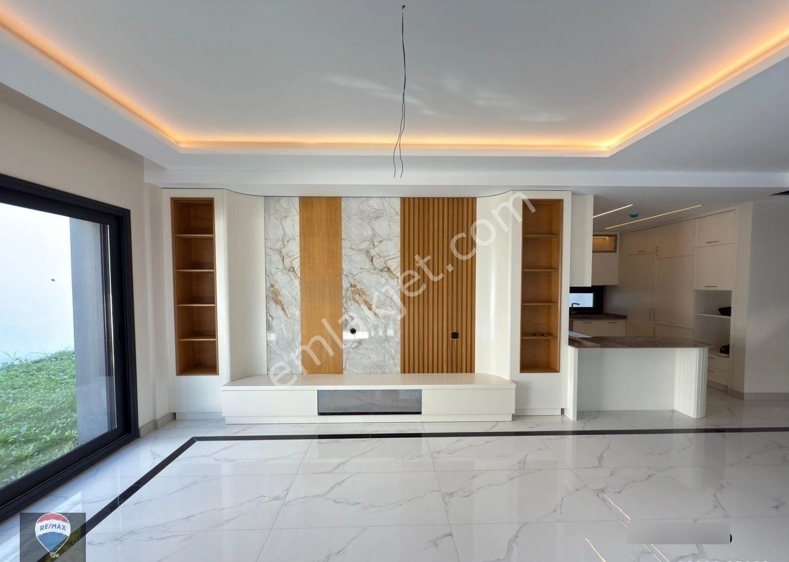 Kuşadasında Satılık Müstakil, Özel Havuzlu, Ve Otopaklı Lüks 4+1 Sıfır Villa - Görsel 34