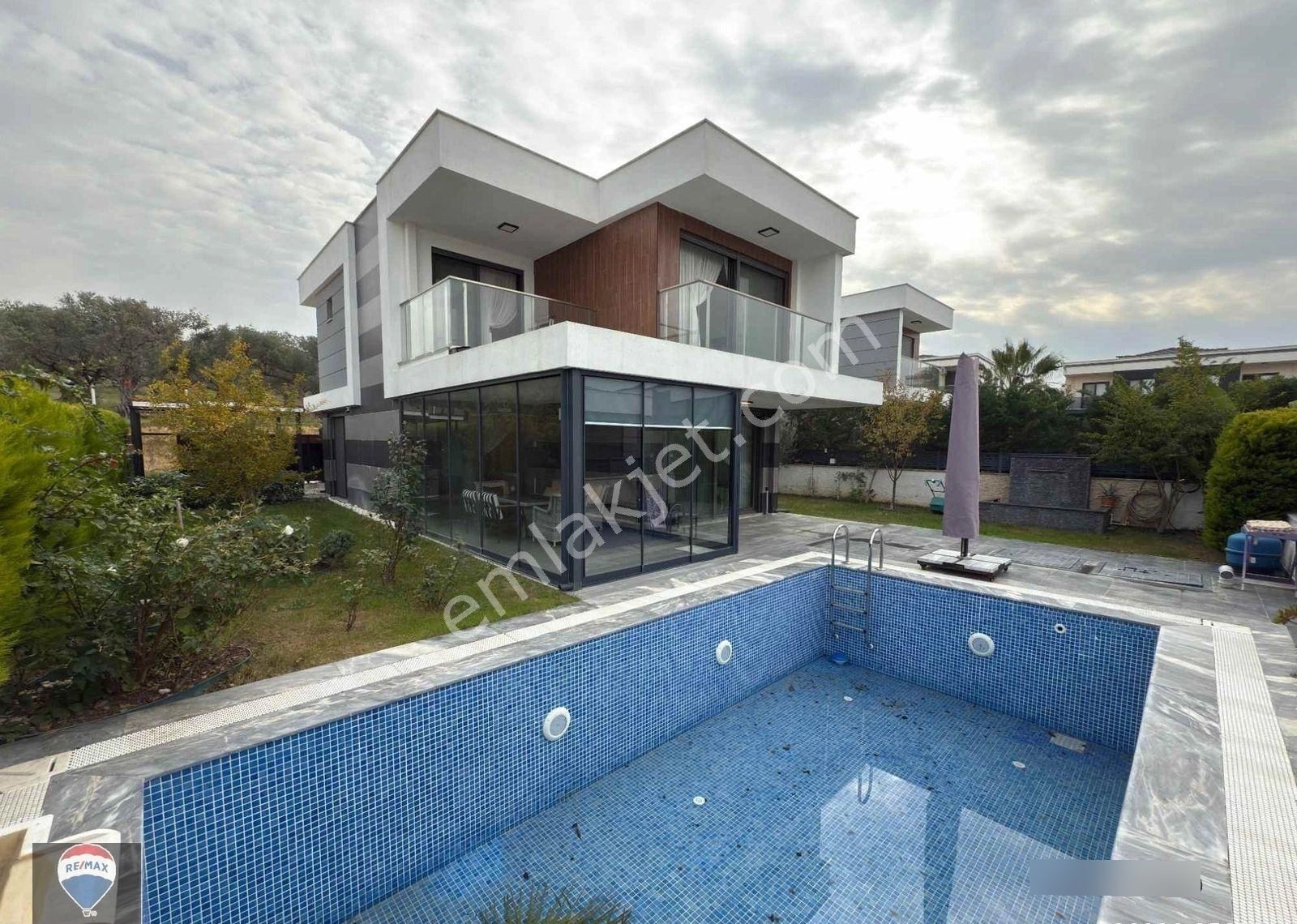 Soğucak Da Tam Müstakıl Özel Havuzlu Alt Kat Odalı 4+1 Vılla - Görsel 5