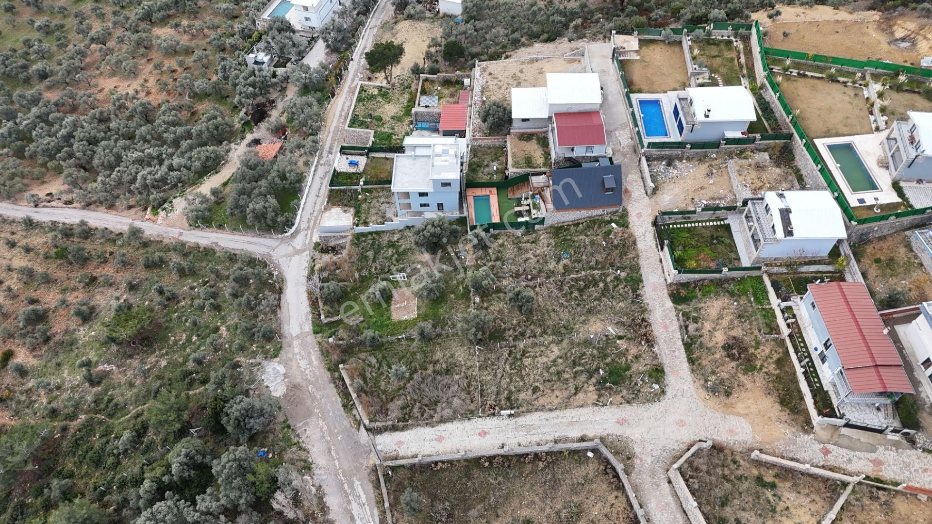 Buca Karacaağaç Hisse Tapulu Elektrik Su Köşe Oturmuş Sitede Manzaralı - Görsel 26