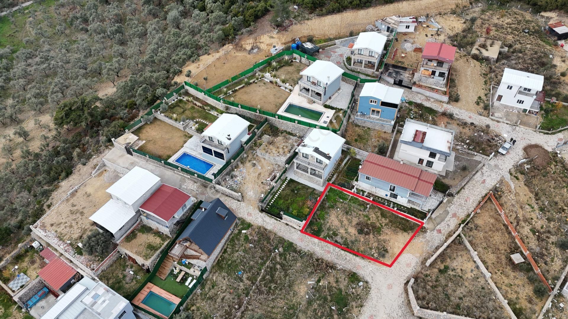Buca Karacaağaç Hisse Tapulu Elektrik Su Köşe Oturmuş Sitede Manzaralı - Görsel 4