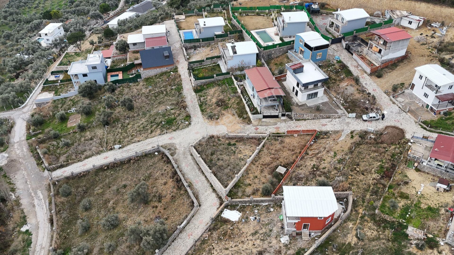 Buca Karacaağaç Hisse Tapulu Elektrik Su Köşe Oturmuş Sitede Manzaralı - Görsel 25