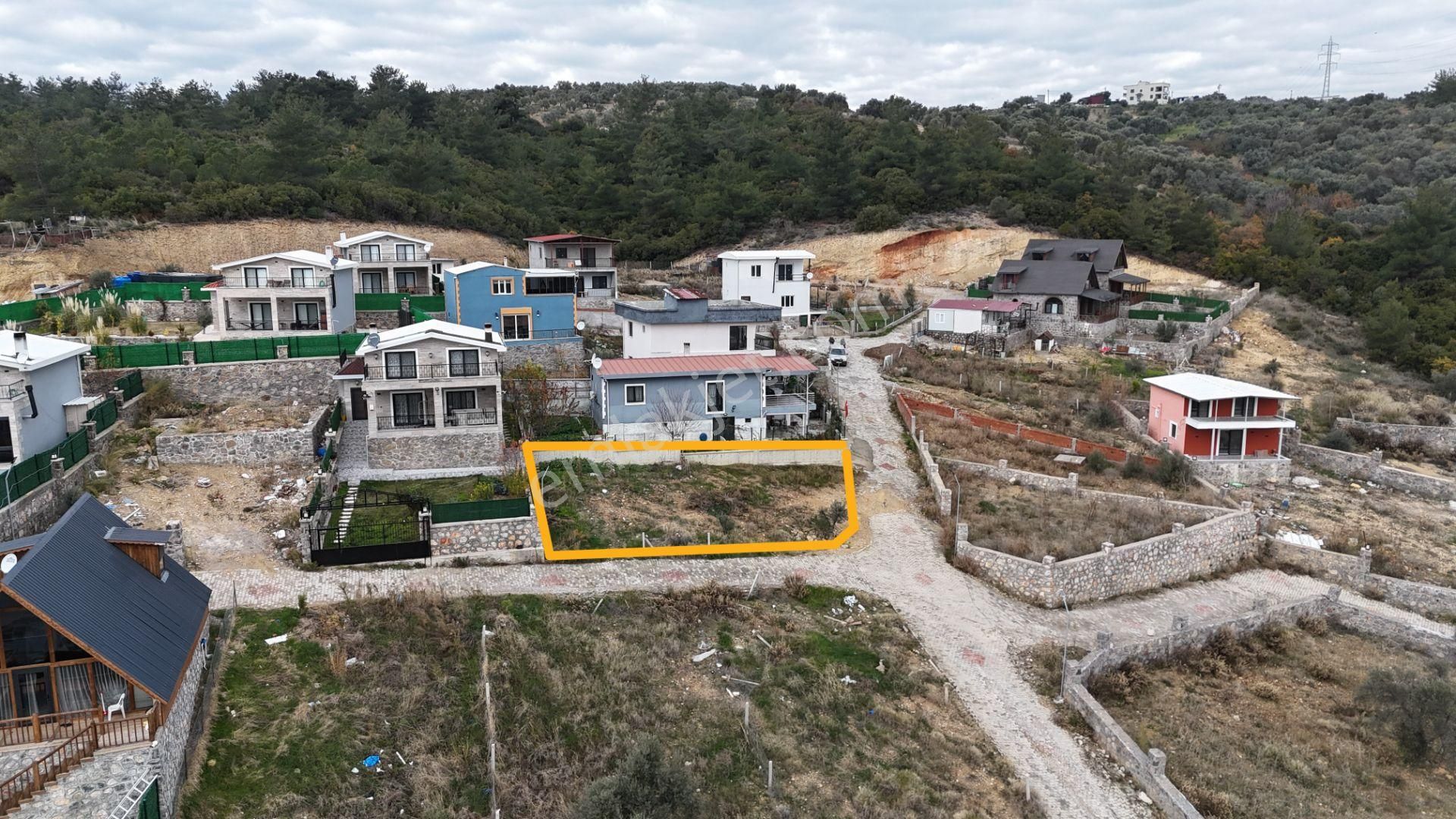 Buca Karacaağaç Hisse Tapulu Elektrik Su Köşe Oturmuş Sitede Manzaralı - Görsel 14
