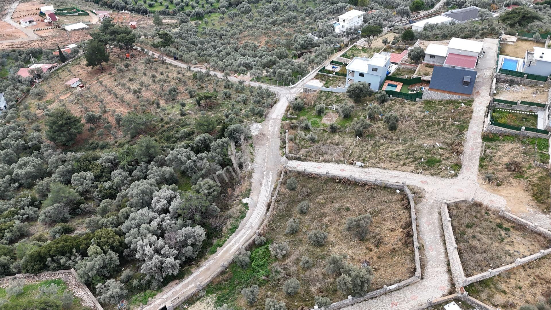 Buca Karacaağaç Hisse Tapulu Elektrik Su Köşe Oturmuş Sitede Manzaralı - Görsel 32