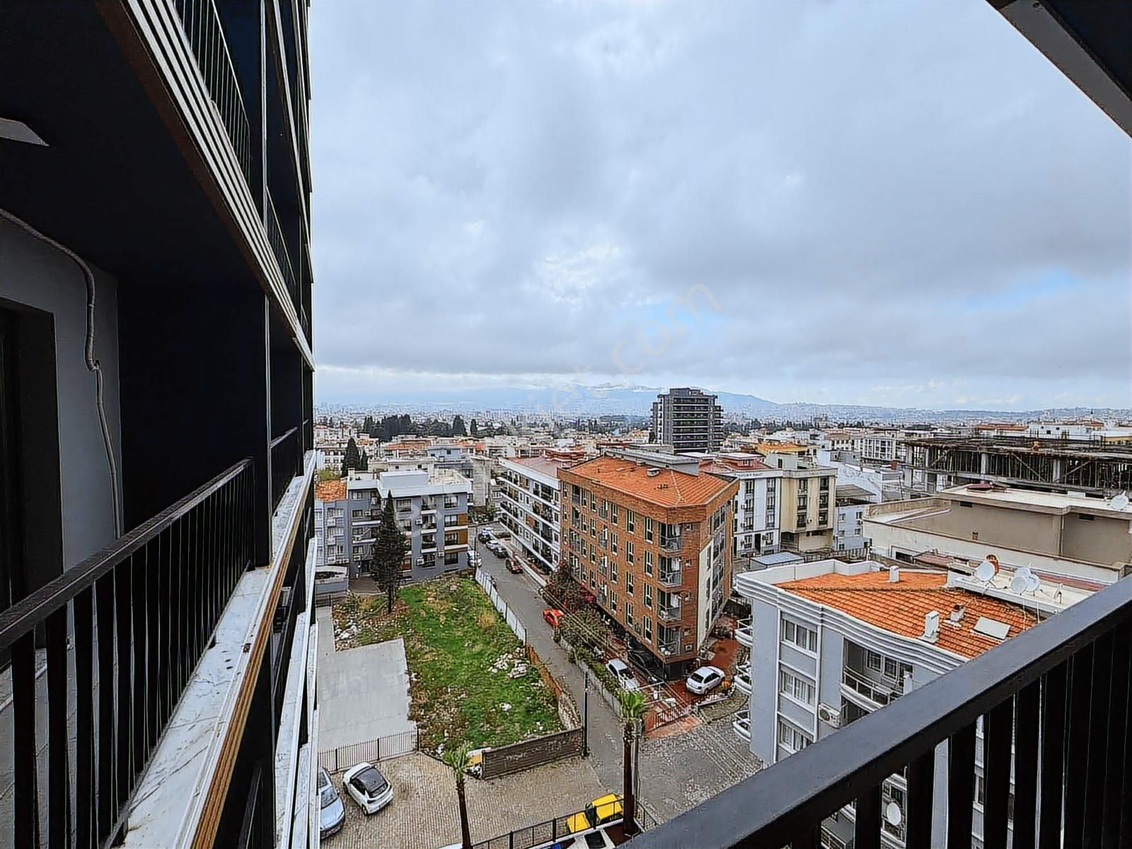 Taşçıların Prestiji Buca Yaylacıkta Havuzlu Sitede Kiralık Daire - Görsel 7