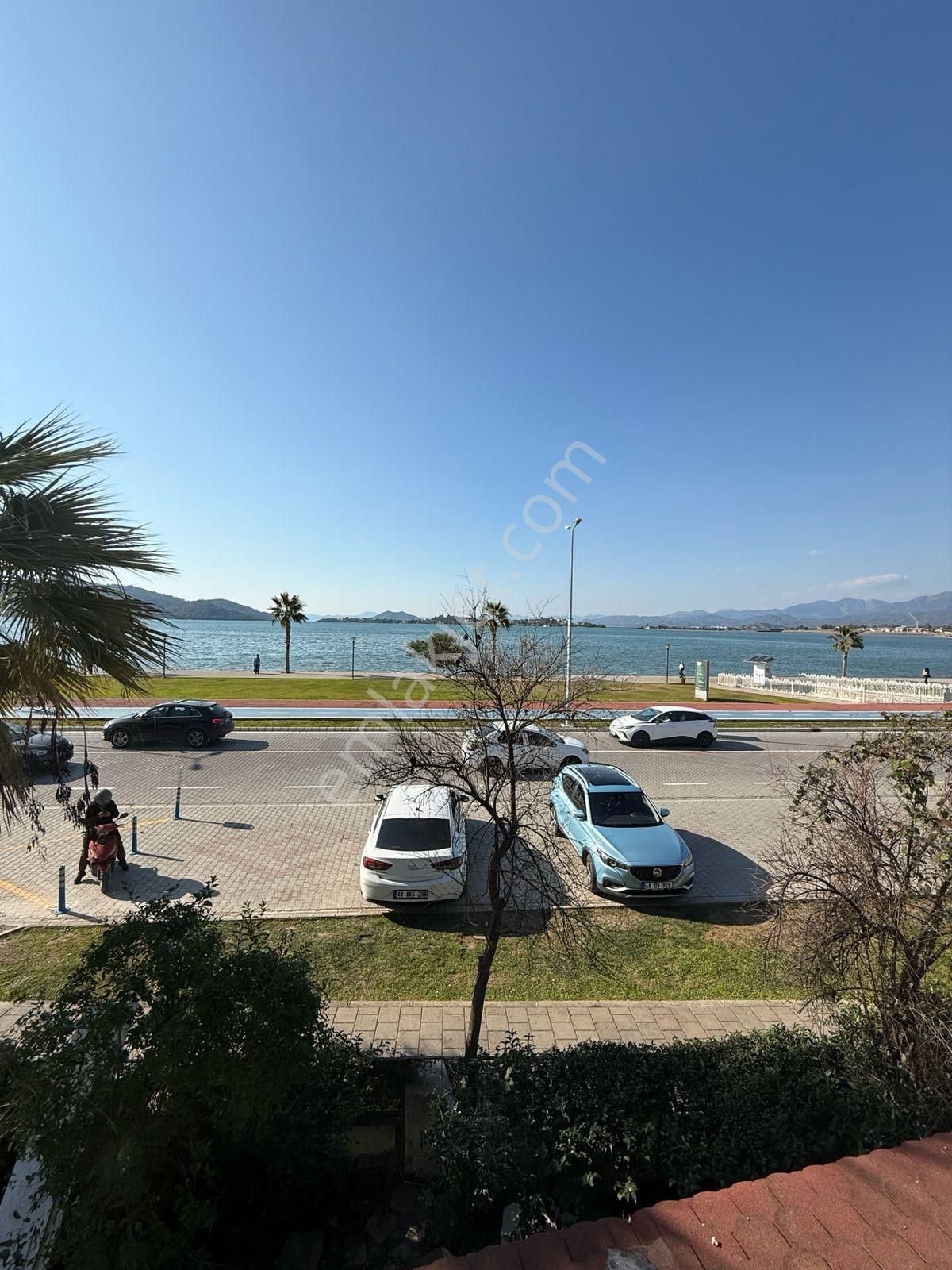 Havuzlu Denize Sıfır Villa - Görsel 2