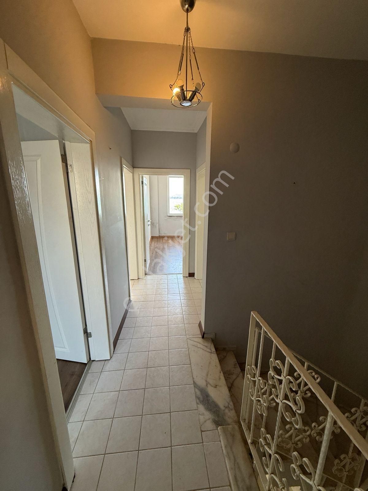 Havuzlu Denize Sıfır Villa - Görsel 15