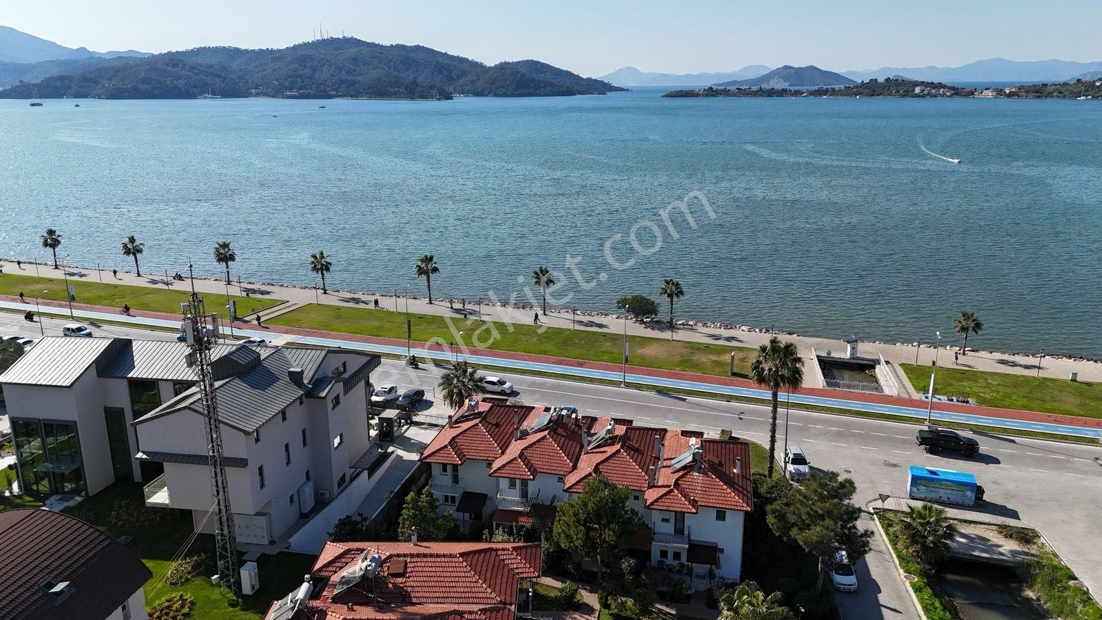 Havuzlu Denize Sıfır Villa - Görsel 19