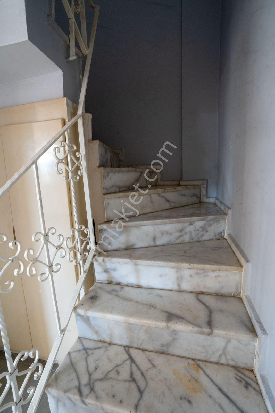Havuzlu Denize Sıfır Villa - Görsel 22
