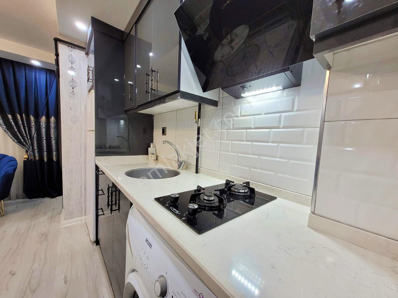 Binyapı'dan Yunusemre'de Arakat 2+1 Eşyalı Apart - Görsel 12
