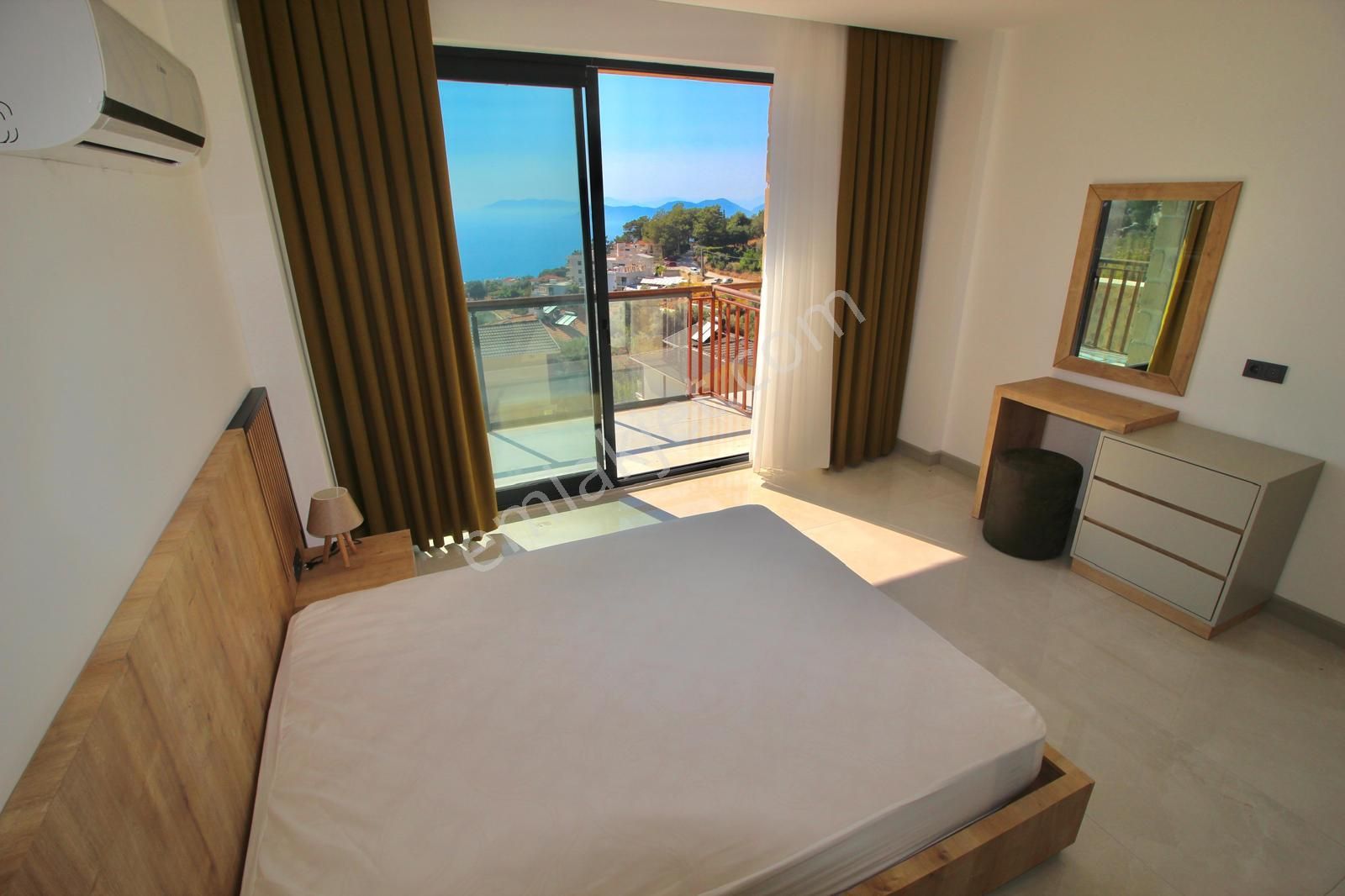 Stop’tan Dünyaca Ünlü Faralya’da Full Deniz Manzaralı 370m² Tripleks Villa - Görsel 26