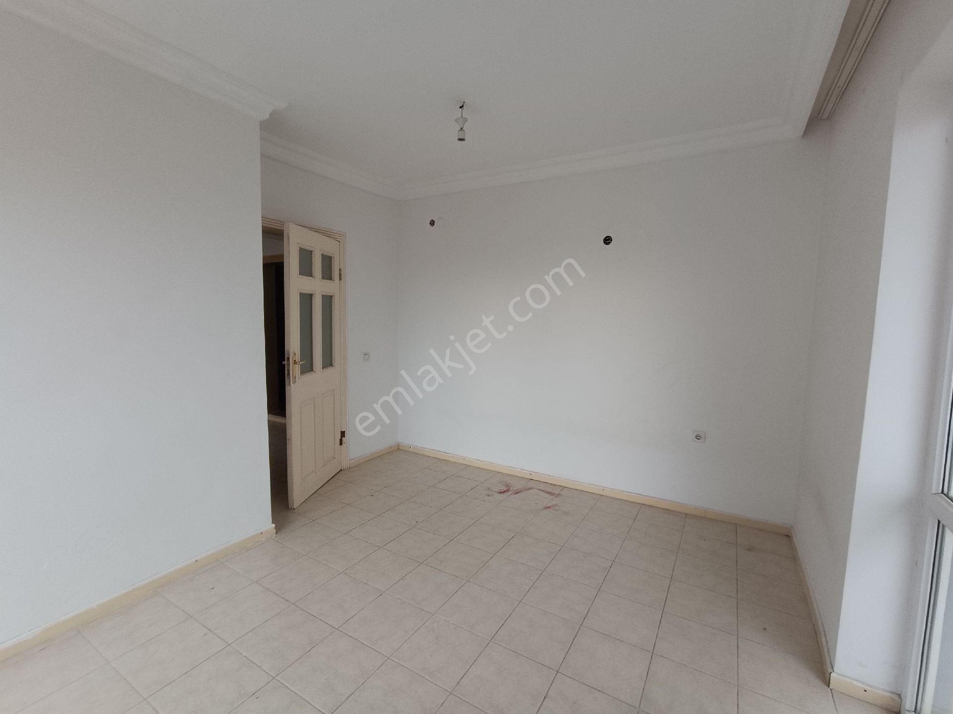 Efeler Mahallesinde Çift Teraslı 2+1 Dubleks - Görsel 17