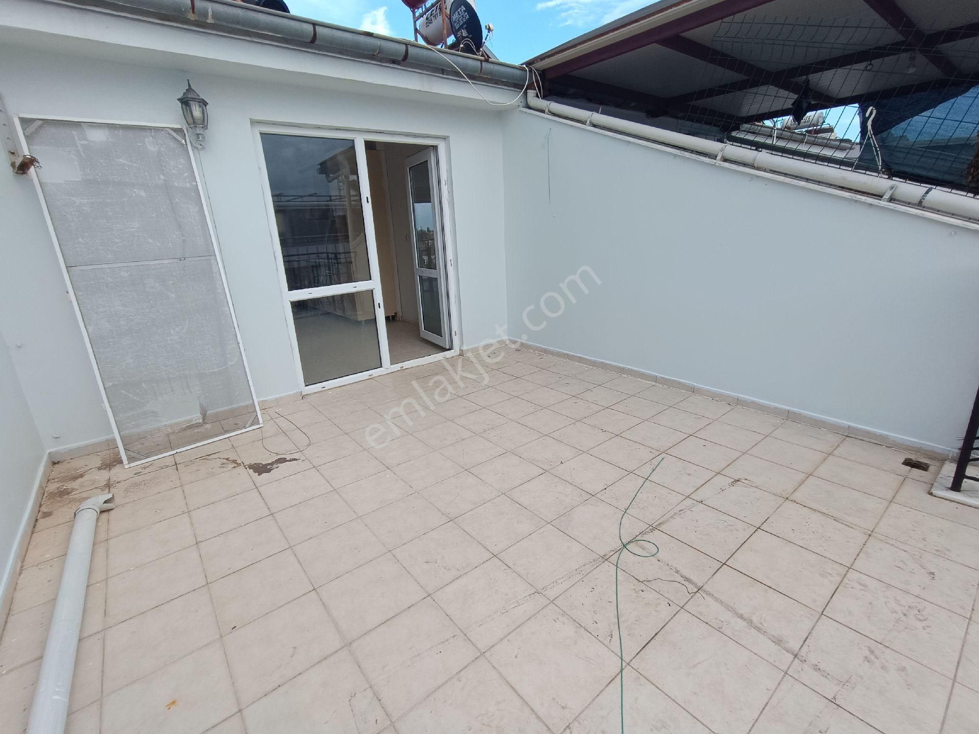 Efeler Mahallesinde Çift Teraslı 2+1 Dubleks - Görsel 12