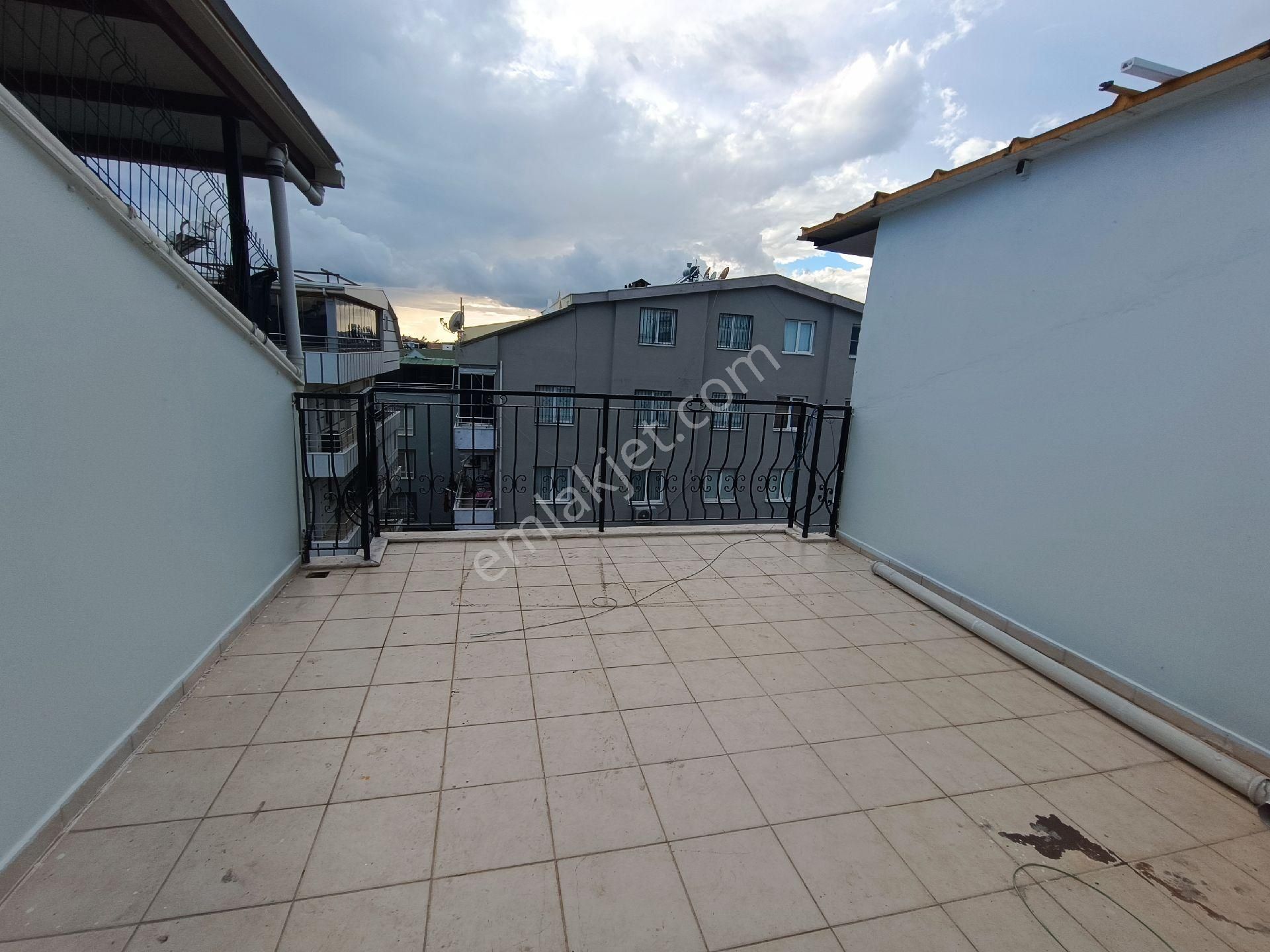 Efeler Mahallesinde Çift Teraslı 2+1 Dubleks - Görsel 11