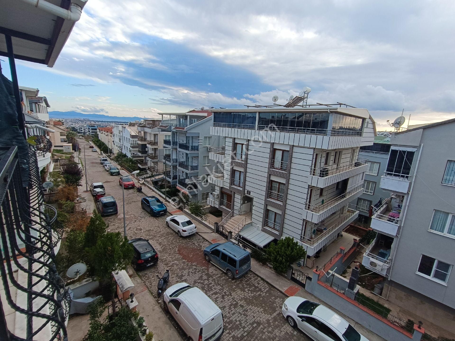 Efeler Mahallesinde Çift Teraslı 2+1 Dubleks - Görsel 3