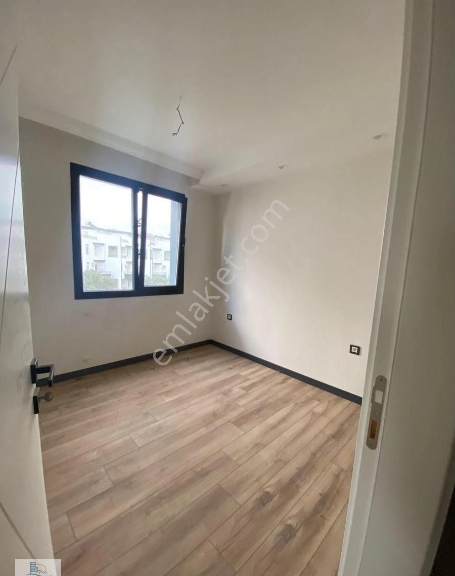 Didim Efeler Mahallesinde Asansörlü Geniş Teraslı 3+1 Dubleks Daire - Görsel 10