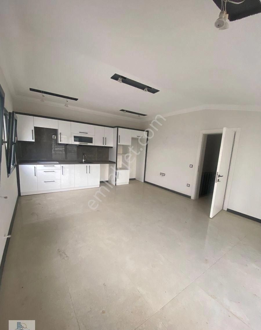 Didim Efeler Mahallesinde Asansörlü Geniş Teraslı 3+1 Dubleks Daire - Görsel 21