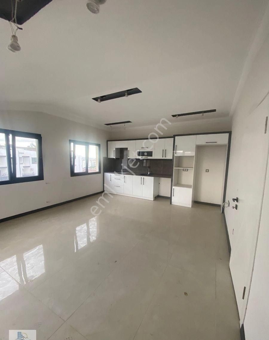 Didim Efeler Mahallesinde Asansörlü Geniş Teraslı 3+1 Dubleks Daire - Görsel 11