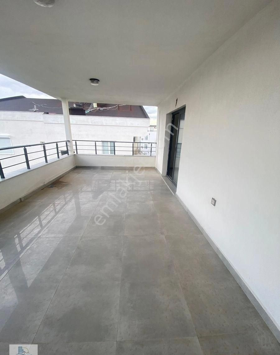 Didim Efeler Mahallesinde Asansörlü Geniş Teraslı 3+1 Dubleks Daire - Görsel 3