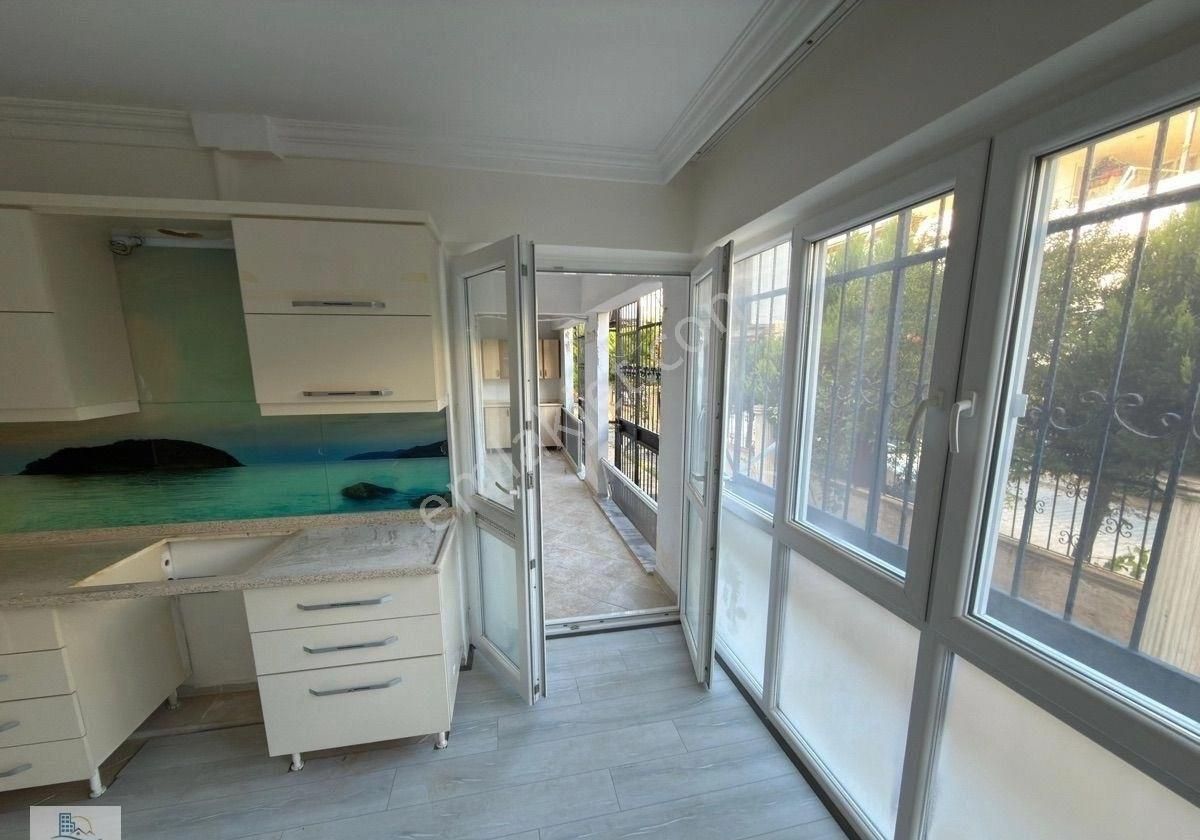 Altunkum‘da Denize 150 Metre Mesafede Havuzlu Sitede 2 + 1 Ayrı Mutfak Daire - Görsel 27