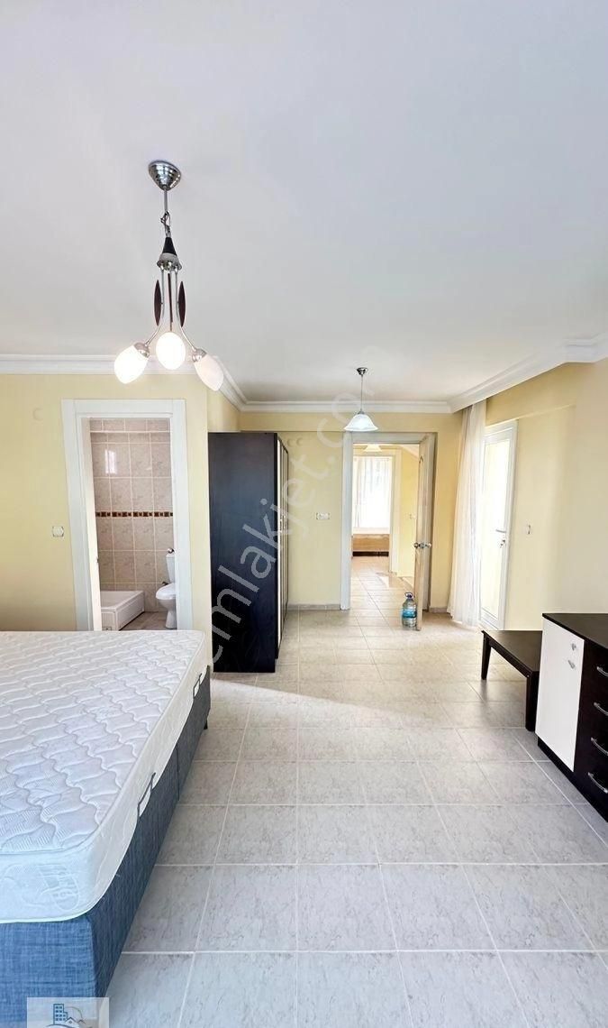 Didim Fevzipaşa Mahallesinde 400 Metre Arsa İçinde Tam Müstakil Havuzlu Site İçerisinde 5+1 Villa - Görsel 28