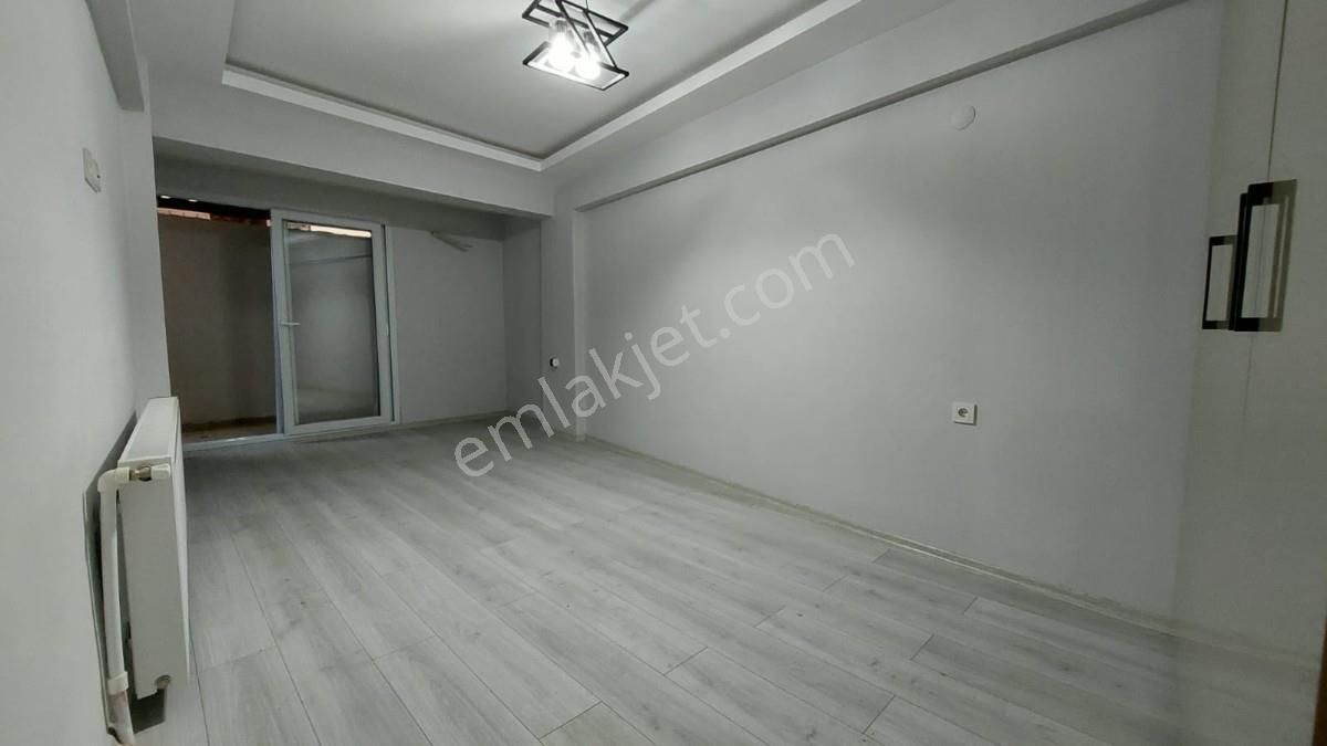 Kuşadası Merkezde Sahile 150 Metre Satılık Daire - Görsel 21