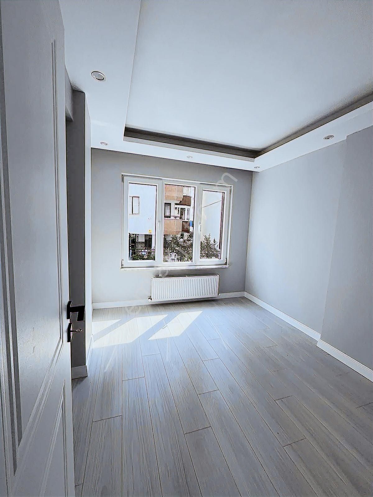Güzelyalı Merkezde Denize Sıfır Lüx 2+1 Daire - Görsel 10