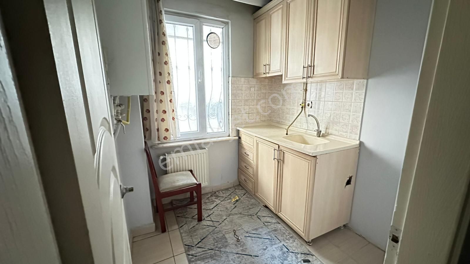 Başokur'dan Bahçelievler Soğanlı'da Genç Binada 2+1 - Görsel 16