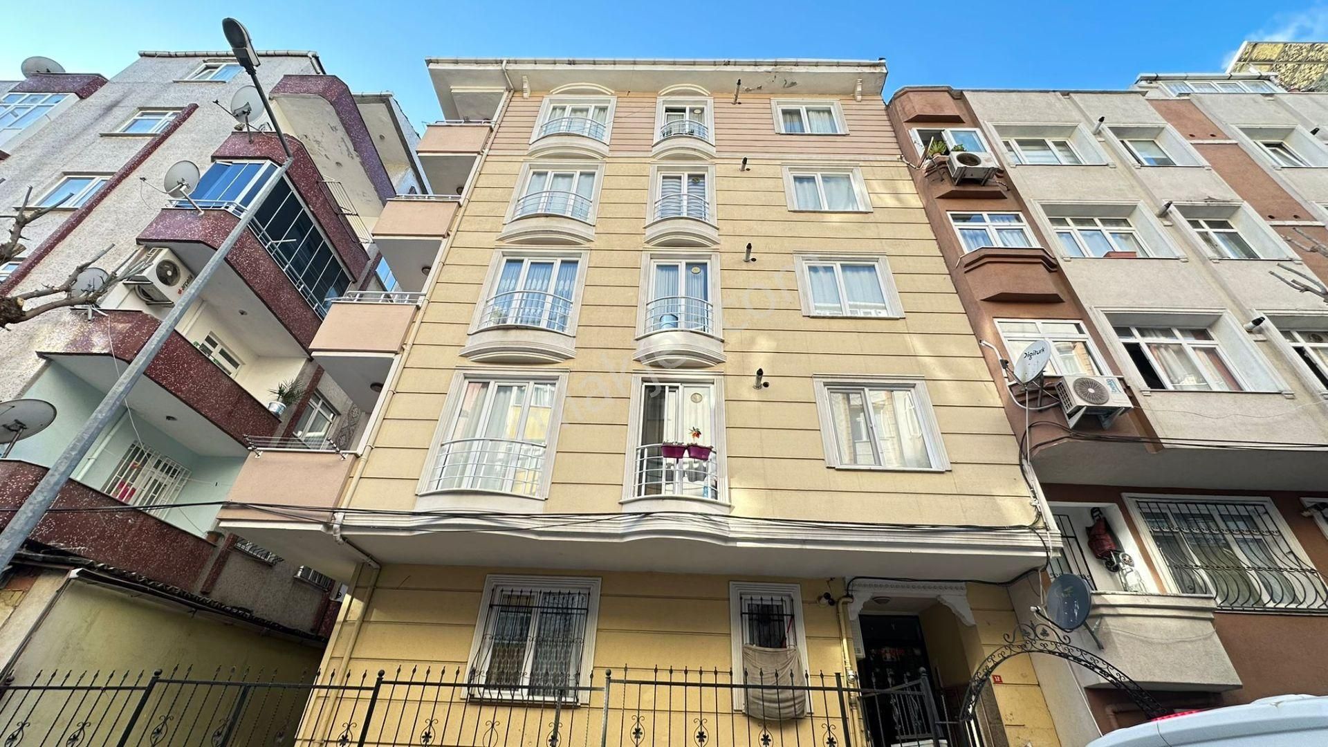 Başokur'dan Bahçelievler Soğanlı'da Genç Binada 2+1 - Görsel 2