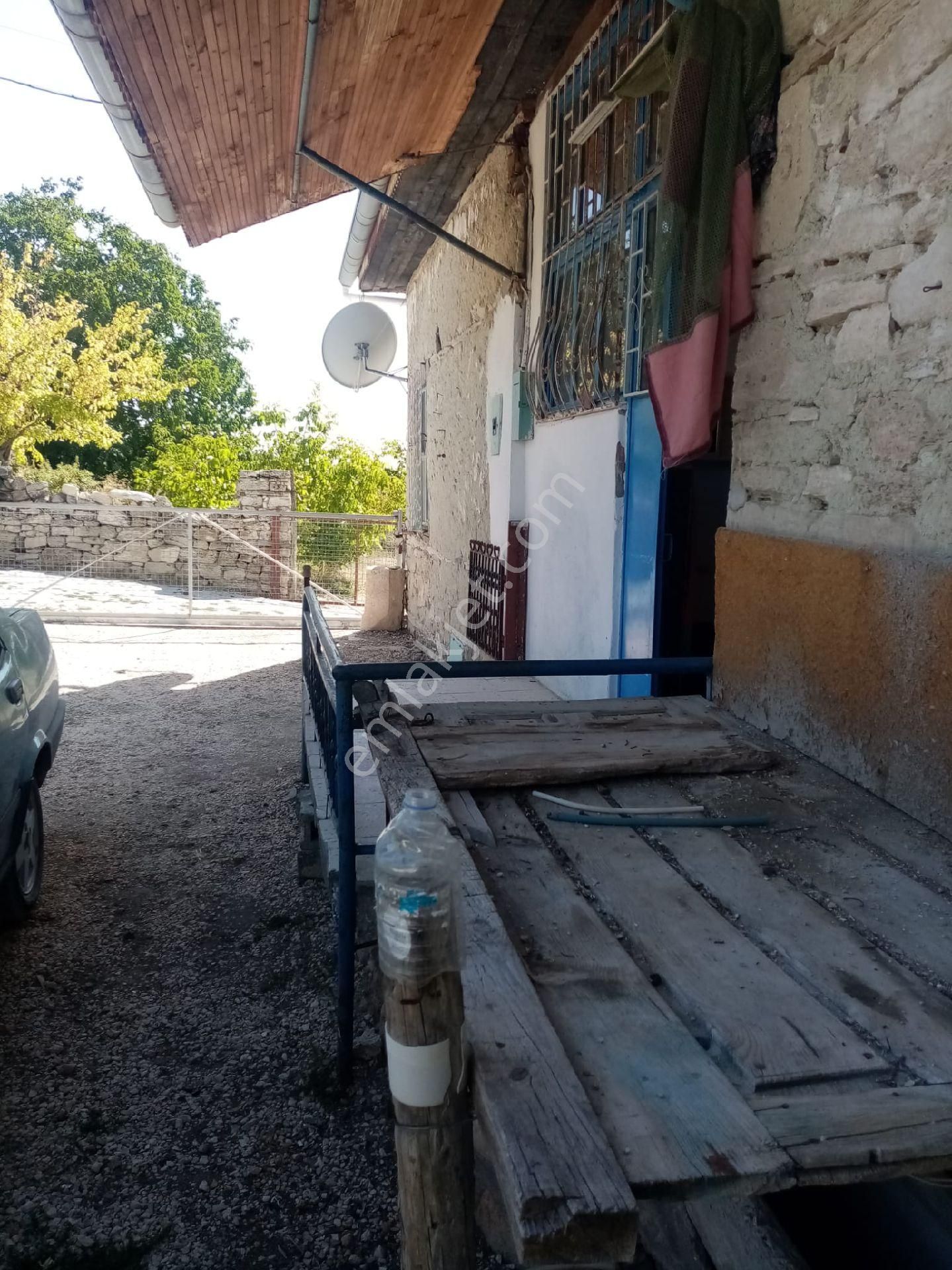 Wisrem Burdur'dan Satılık Müstakil Köy Evi - Görsel 14