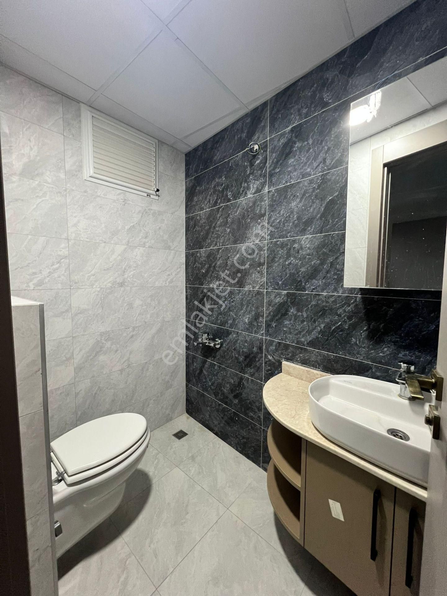 Karınca'dan Merkezin İçinde Bulunan Sıfır Yapılı 2+1 Ofis - Görsel 18