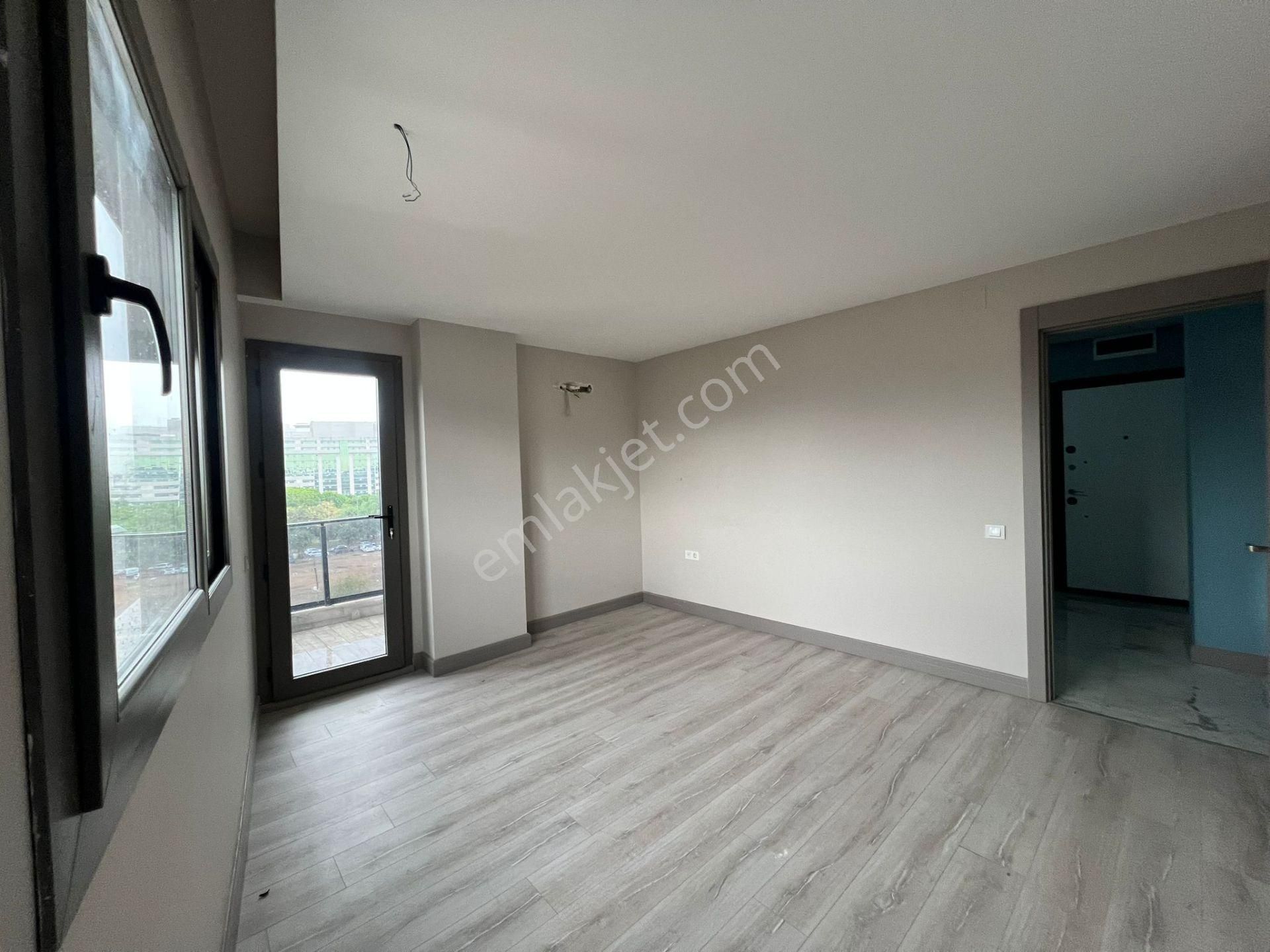 Karınca'dan Merkezin İçinde Bulunan Sıfır Yapılı 2+1 Ofis - Görsel 11