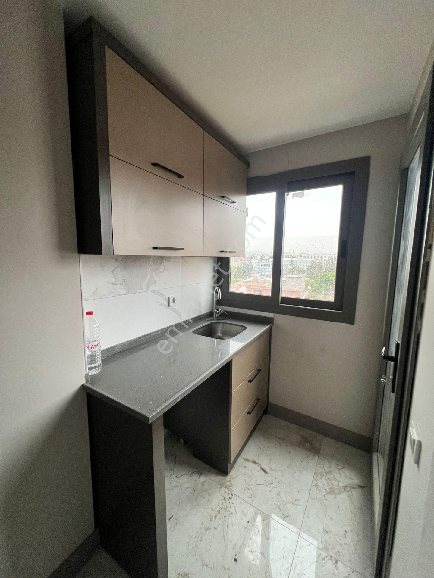 Karınca'dan Merkezin İçinde Bulunan Sıfır Yapılı 2+1 Ofis - Görsel 19