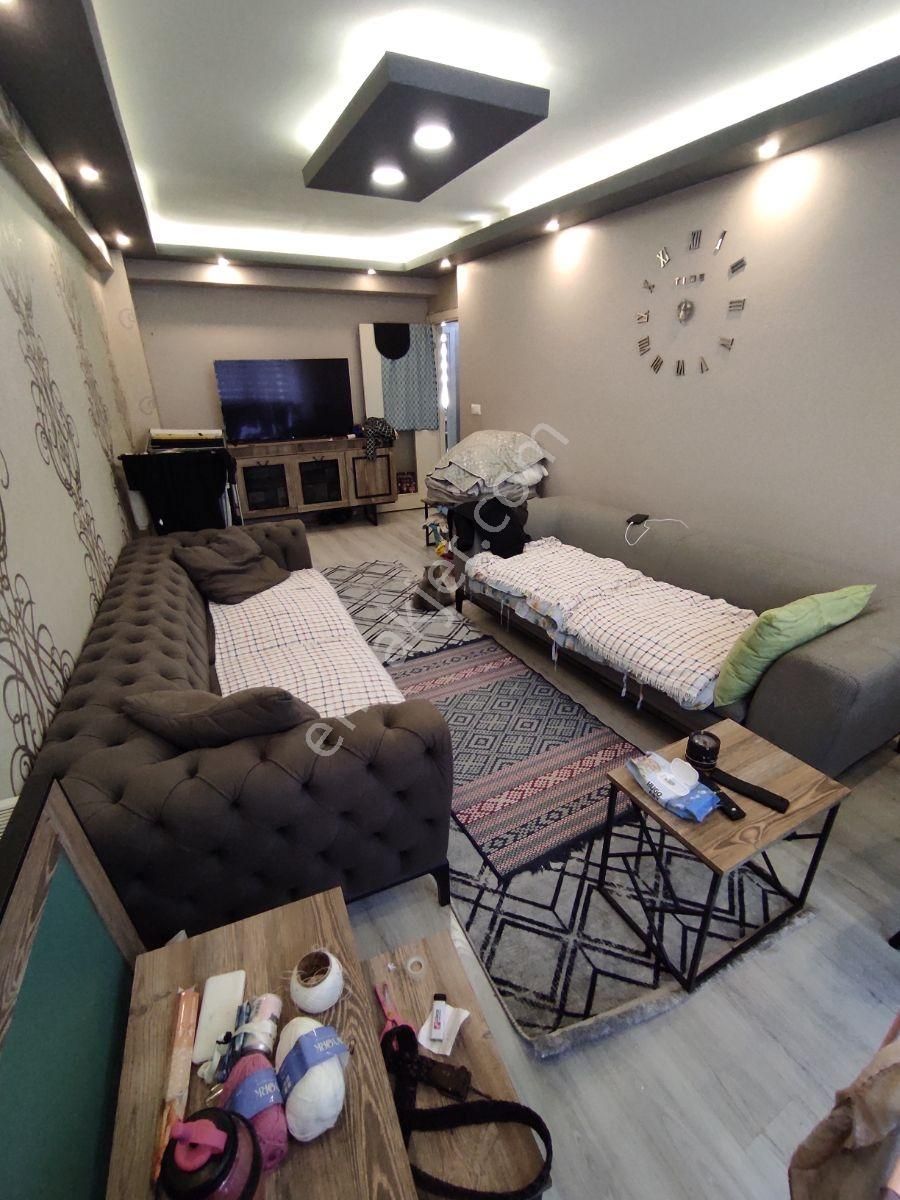 Fazelden Tramvaya Yürüme Mesafesinde Asansörlü İskanlı 2+1 - Görsel 5